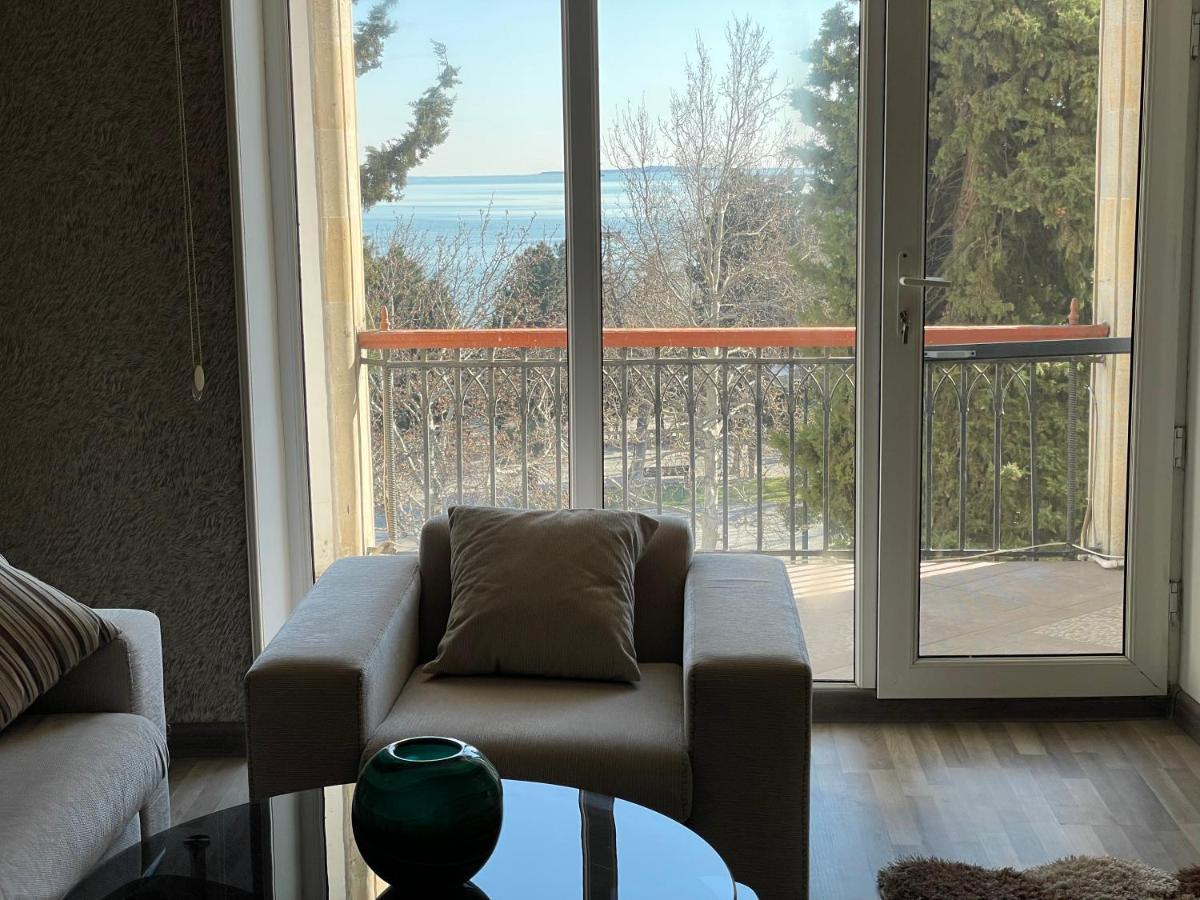 Oldcity Sea View Apartment Баку Екстер'єр фото